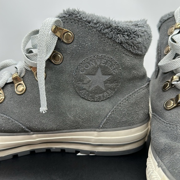 Converse Chuck Taylor All Stars Women’s Size 7 Color Light & Dark Grey - Picture 3 of 7